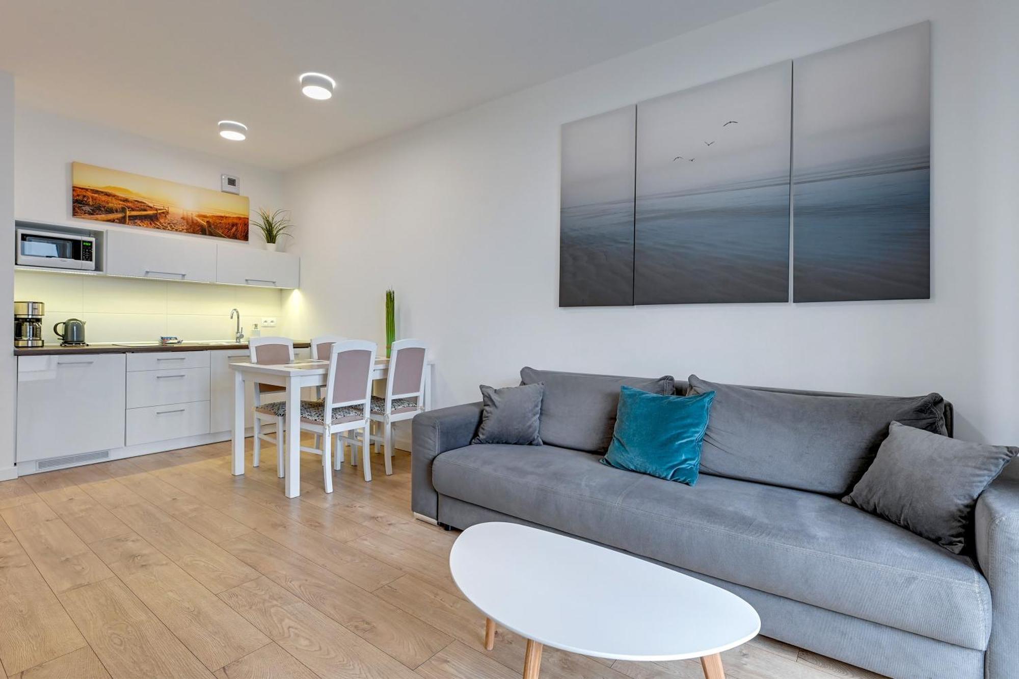 Apartament Nadmorskie Spektrum & Parking グダニスク エクステリア 写真
